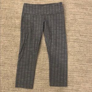 Lululemon crop pants